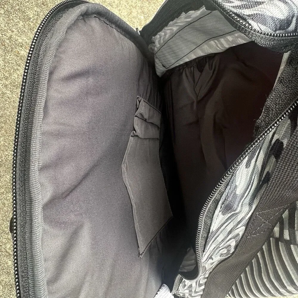 NWT NIKE BRASILIA BACKPACK Travel Gym School Bag Black Smoke Medium IH7966-010